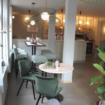 Hotell Altstadthotel Eibsen 5*