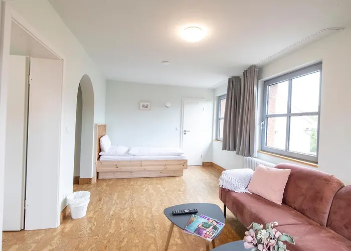 Altstadthotel Eibsen 酒店 3*